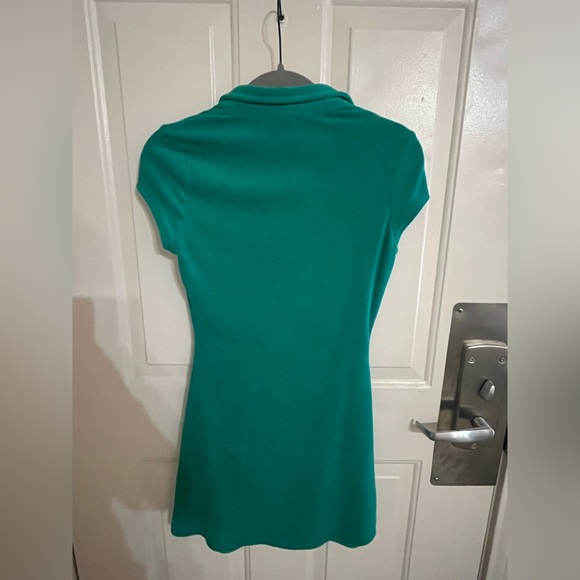 Emerald green button up dress from vintage charm! - Picture 2 of 3